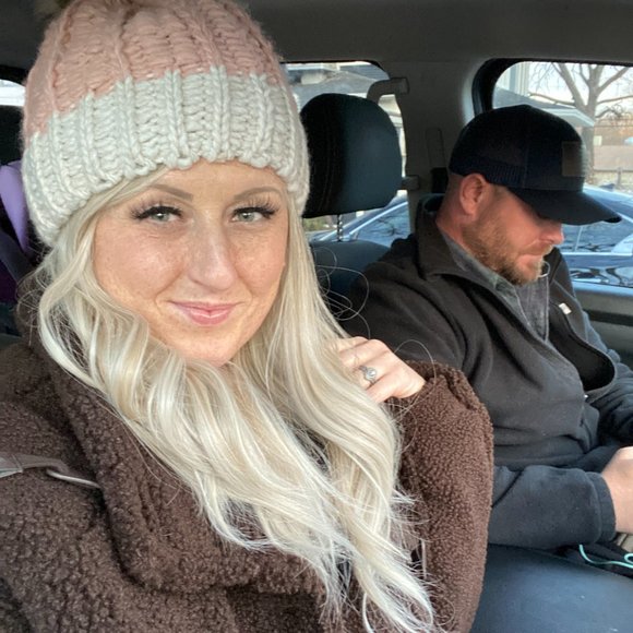 Meet your Posher, Ashley - Picture 2 of 4